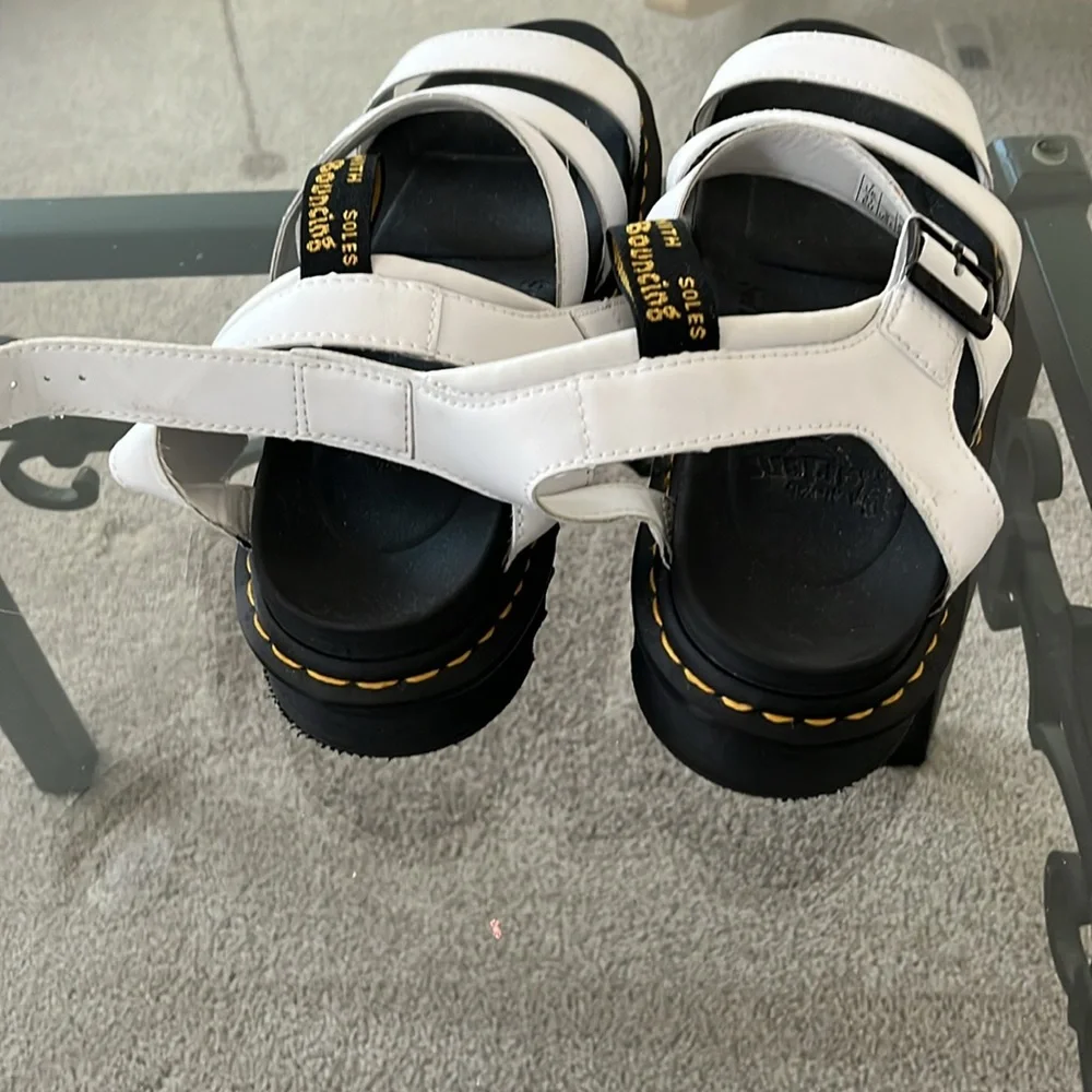 Dr Martens Blair’s chunky 3 strap sandal size 9 - Picture 3 of 5